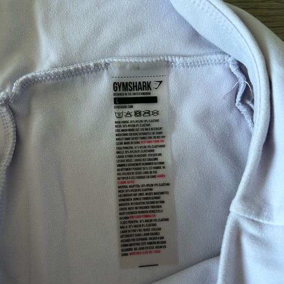 Gymshark Purple Leggings w/ Pockets and Mesh Detailing - Picture 4 of 6